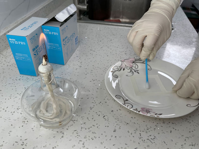 The Applicability of High-quality Ready-to-use Swab Sampler for Tableware Sampling and Public Places Supplies and Utensils Microorganisms